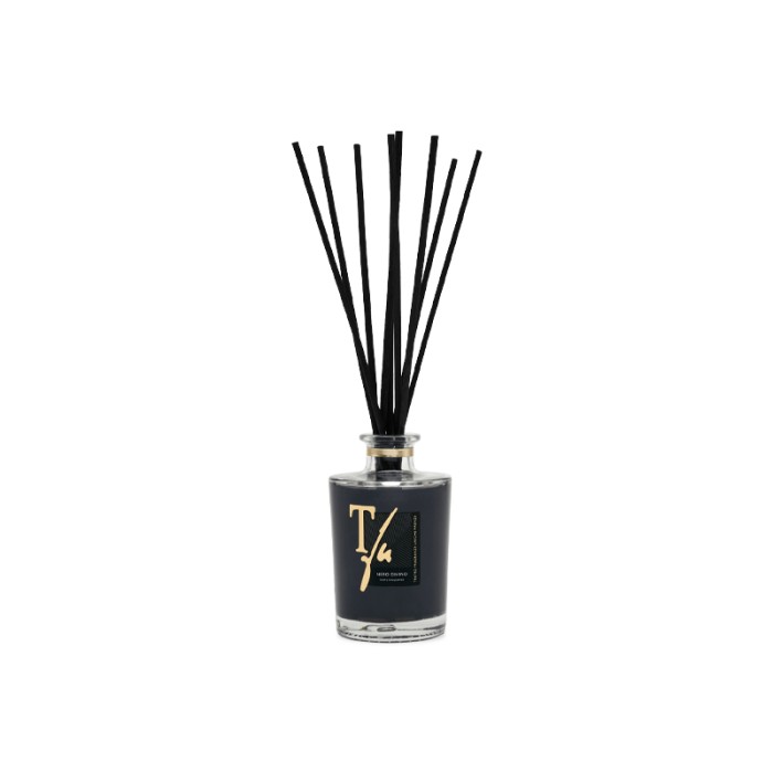 TEATRO FRAGRANZE - NERO DIVINO STICKS 250ml