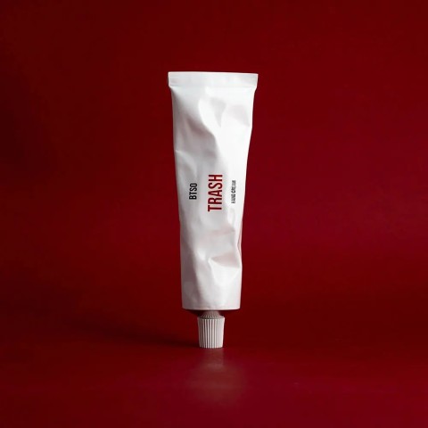 BORN TO STAND OUT - TRASH HAND CREAM 2